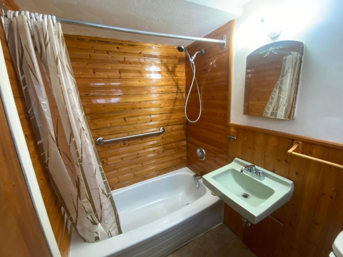 Hillcrest Motel 圣约翰 外观 照片